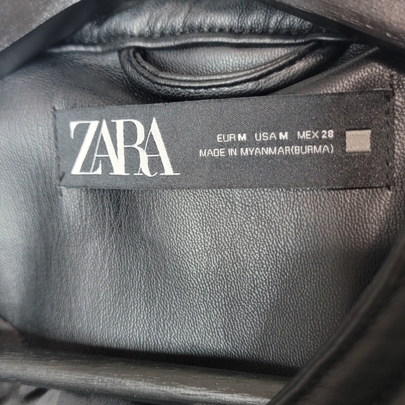 ZARA Women's Faux Leather Moto Jacket with Zippers Size M. - Picture 4 of 8